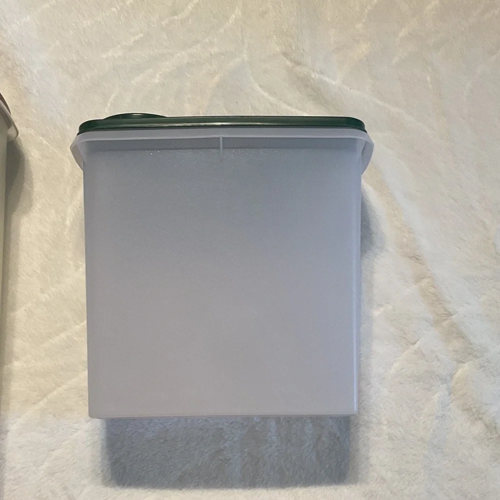 Tupperware bundle Kitchen Storage Set - Picture 2 of 6